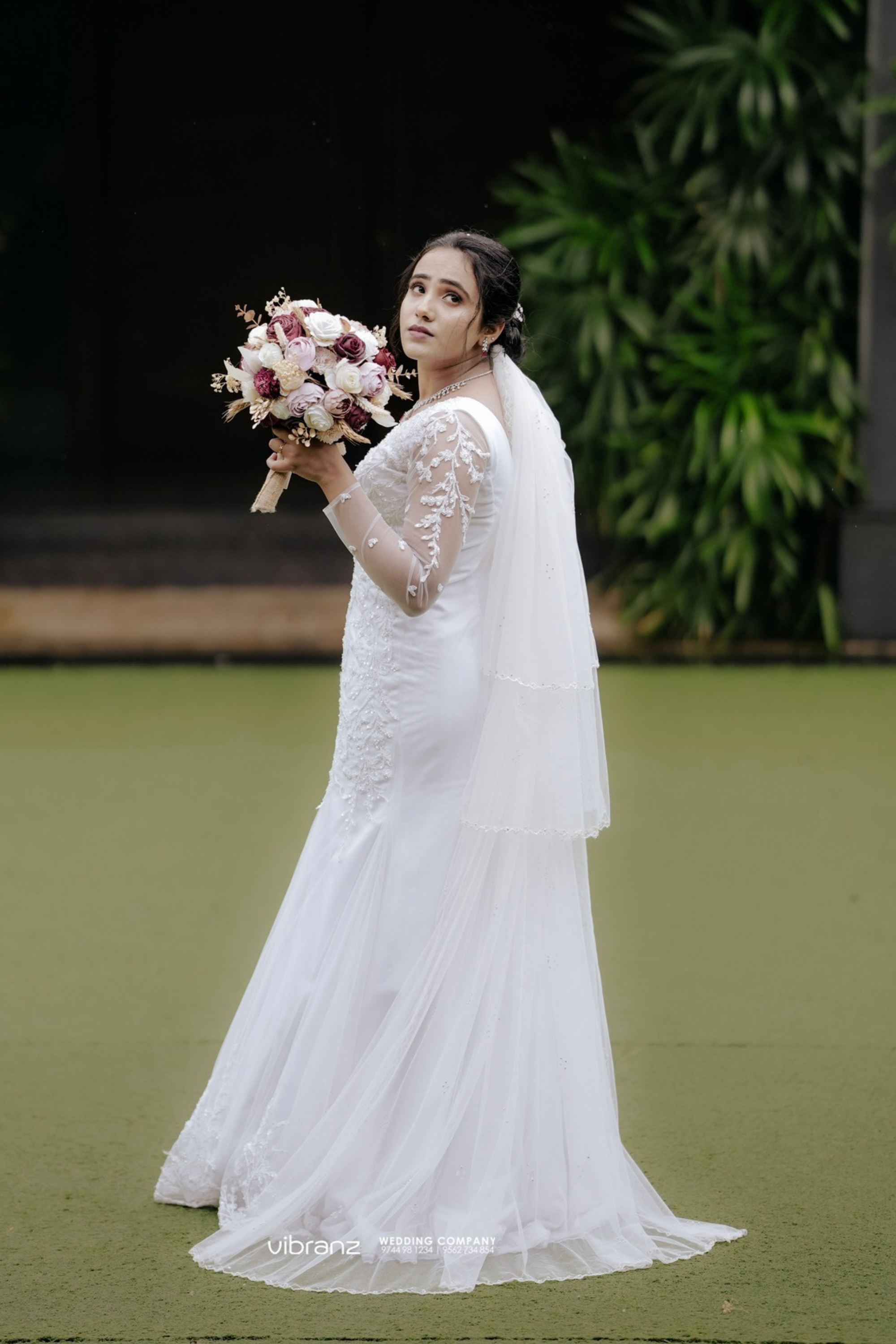 White Bridal Gown With Pearls And Sequins Embellishment5
