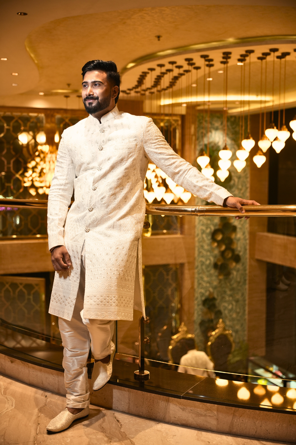 Ivory Majesty Embroidered Indo-Western Sherwani5