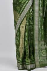 Green Handwoven Ikat Saree_DSC4125