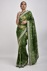 Green Handwoven Ikat Saree_DSC4127