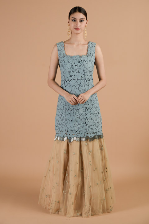 Dandellion Layered Top Bottom Set