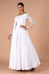 White 3D Floral Georgette GownDSC09265