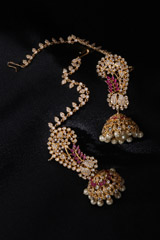 Golden and Red Earrings1626_video