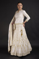 Ivory Tilla Embroidered Lehenga_DTR2571
