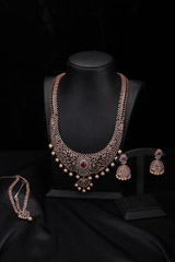 Golden Necklace Set1670_video