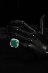 Emerald Green Stud Ring1796_video