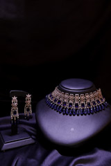 Sapphire Choker Necklace Set