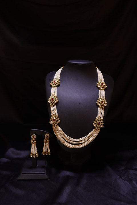 Pearl & Kundan Set