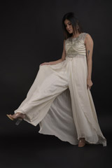 Ivory Embellished Top Bottom Set_DTR0798