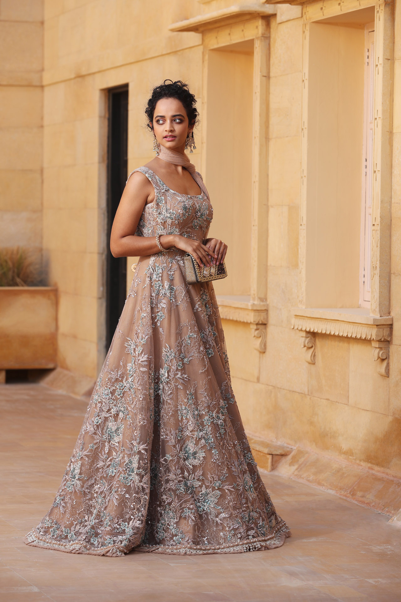 6 GOWNS TO RENT IN BANGALORE Style and Fashion DateTheRamp