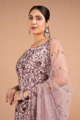 Mauve Embellished Silk Kurta SetDSC02286