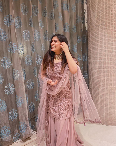 Mauve Embellished Silk Kurta Set