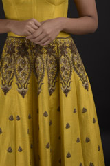 Yellow Embroidered Gown_SUB8205