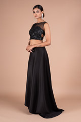 Black Skirt With Embroidered BlouseDSC05732