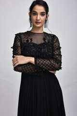 Black Full Sleeve Embroidered Gown_SUB7795