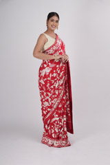 Off White Scallop Blouse And Red SareeADL00532