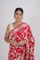 Off White Scallop Blouse And Red SareeADL00544