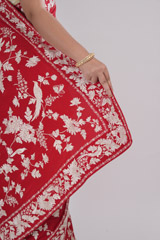 Off White Scallop Blouse And Red SareeADL00562