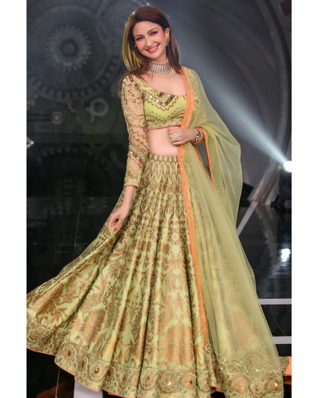 Green Silk Chanderi Lehenga Set2