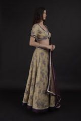 Cream Floral Embroidered Lehenga Set_SUB7822