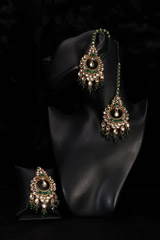 Emerald Green Earrings And Mangtika Set