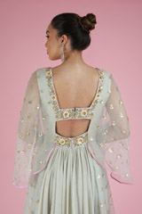 Grey Gown with Bat sleevesDSC02240