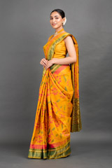Green And Yellow Ikat Saree_DSC5708-Edit
