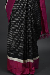 Black Saree With Pink Border_DSC1455