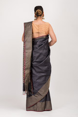 Black Saree With A Broad Border_DSC5744-Edit