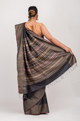 Black Saree With A Broad Border_DSC5746-Edit