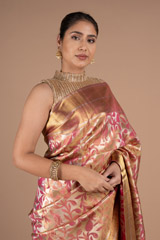 Coral And Golden Silk SareeDSC06047