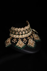 Kundan And Pearls Neckpiece SetIMG_1484