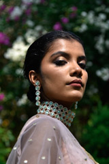 Embedded Stone Choker Set2824-1