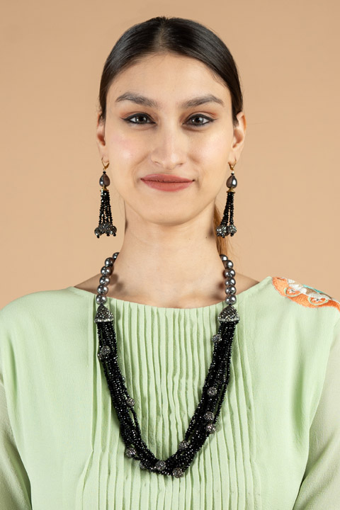 Black and Grey Necklace Set