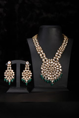 Kundan Necklace Set