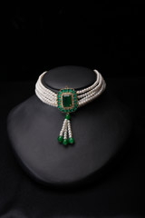 Emerald Moti Necklace SetIMG_9048