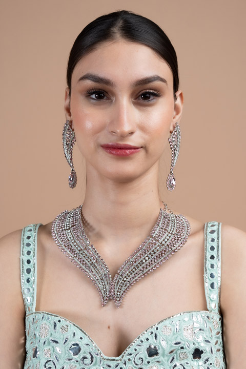 White And Pink Sheet Necklace