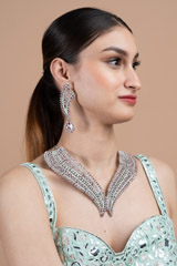 White And Pink Sheet NecklaceDSC08703