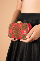 Red Fan ClutchDSC03310