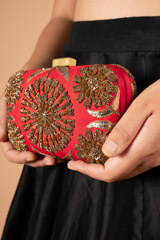 Red Fan ClutchDSC03311