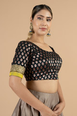 Black Brocade With RedDSC07268
