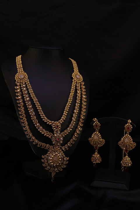 Golden Antique Necklace Set