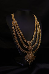 Golden Antique Necklace SetIMG_8904