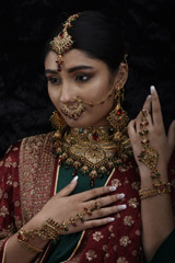 Antique Bridal Set_SUB1588