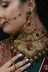 Antique Bridal Set_SUB1602