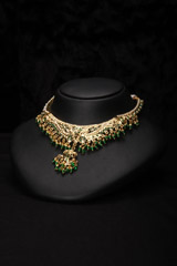 Green Golden Necklace SetIMG_6886