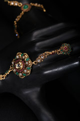 Green And Red Bridal SetIMG_1492