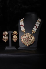 Pearl Necklace Set