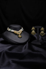 Green Beads And Pearl Necklace Set3098_video