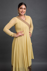 Gold Anarkali Set_DSC5108-Edit